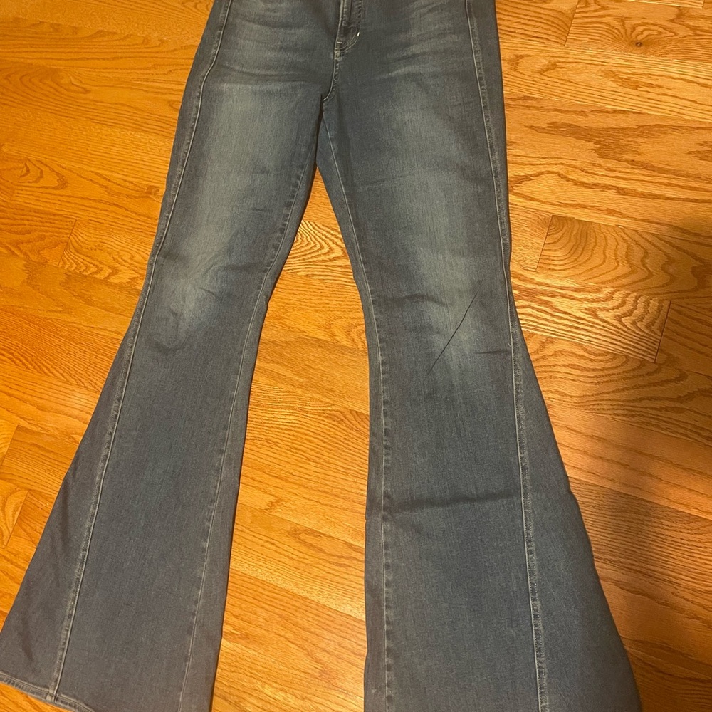 Veronica Beard Flare Jeans